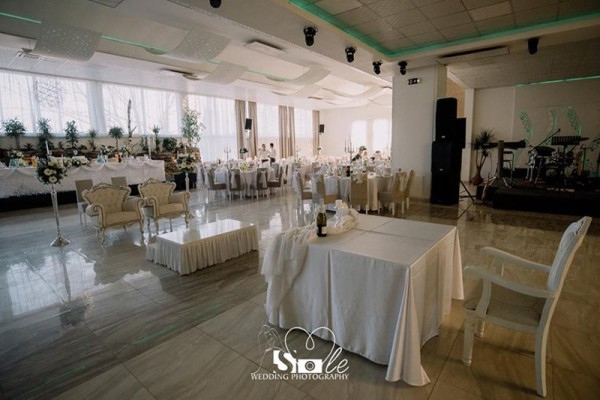 Apostolović Kompleks