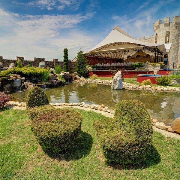 ZAMAK JUG BOGDAN - Velika sala